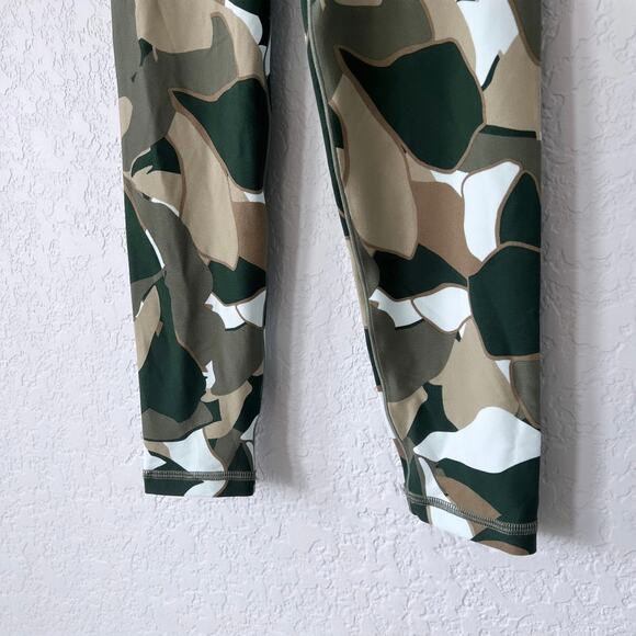 Aerie Green Printed Real Me Smocked Waistband Legging SIze X-Small - Picture 10 of 14